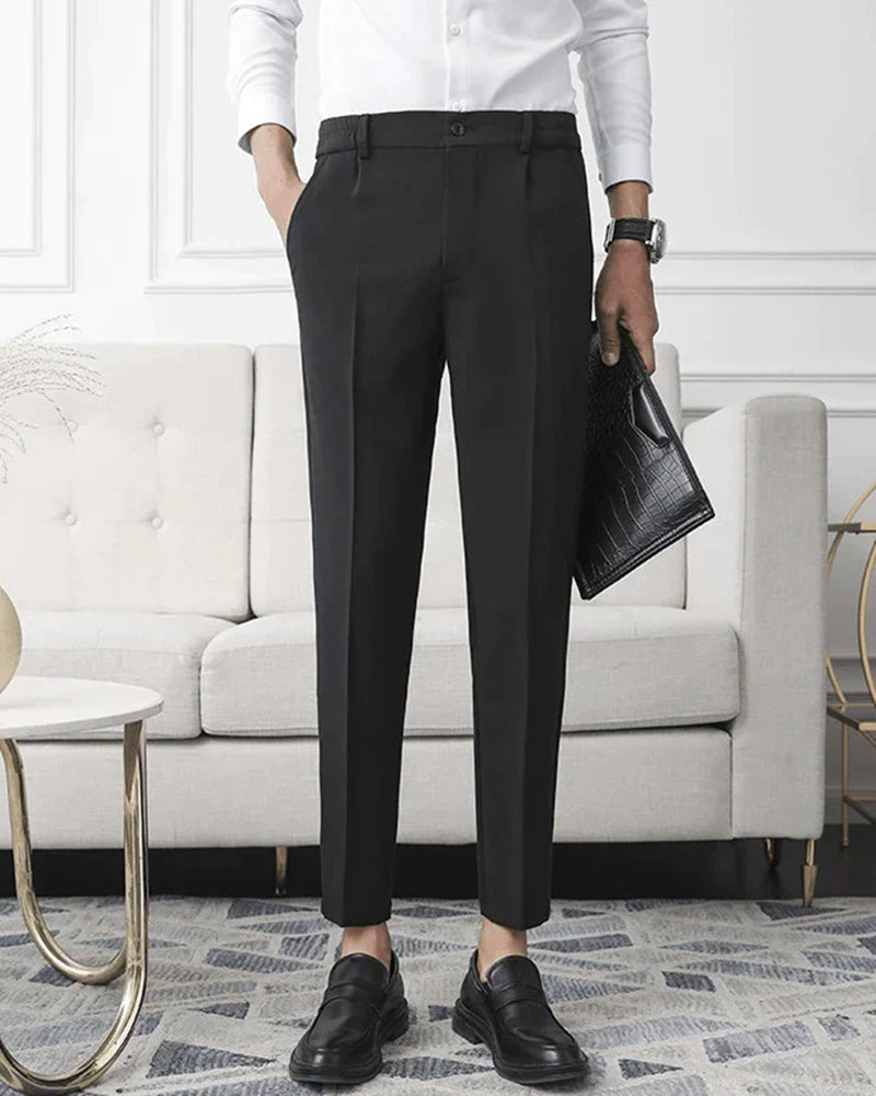 https://cdn.shopify.com/s/files/1/0841/0670/7223/files/alessandro-toscani-black-s-augusto-elegant-fabric-pants-38522049036522_3000x_6b0f8d82-46b3-422e-8f1b-1db644d745a1.jpg?v=1732936203